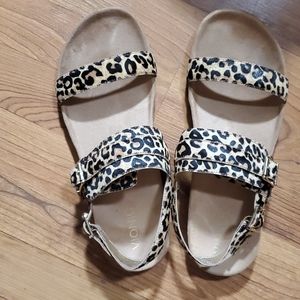 Women's Vionic Tan Leopard Print Sandals
